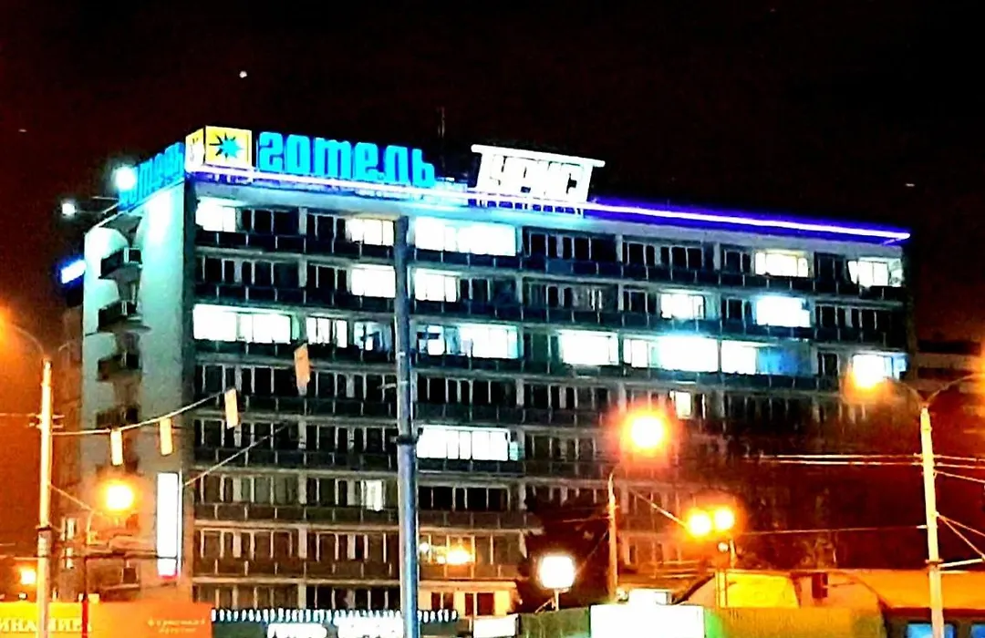 Tourist Hotel-1